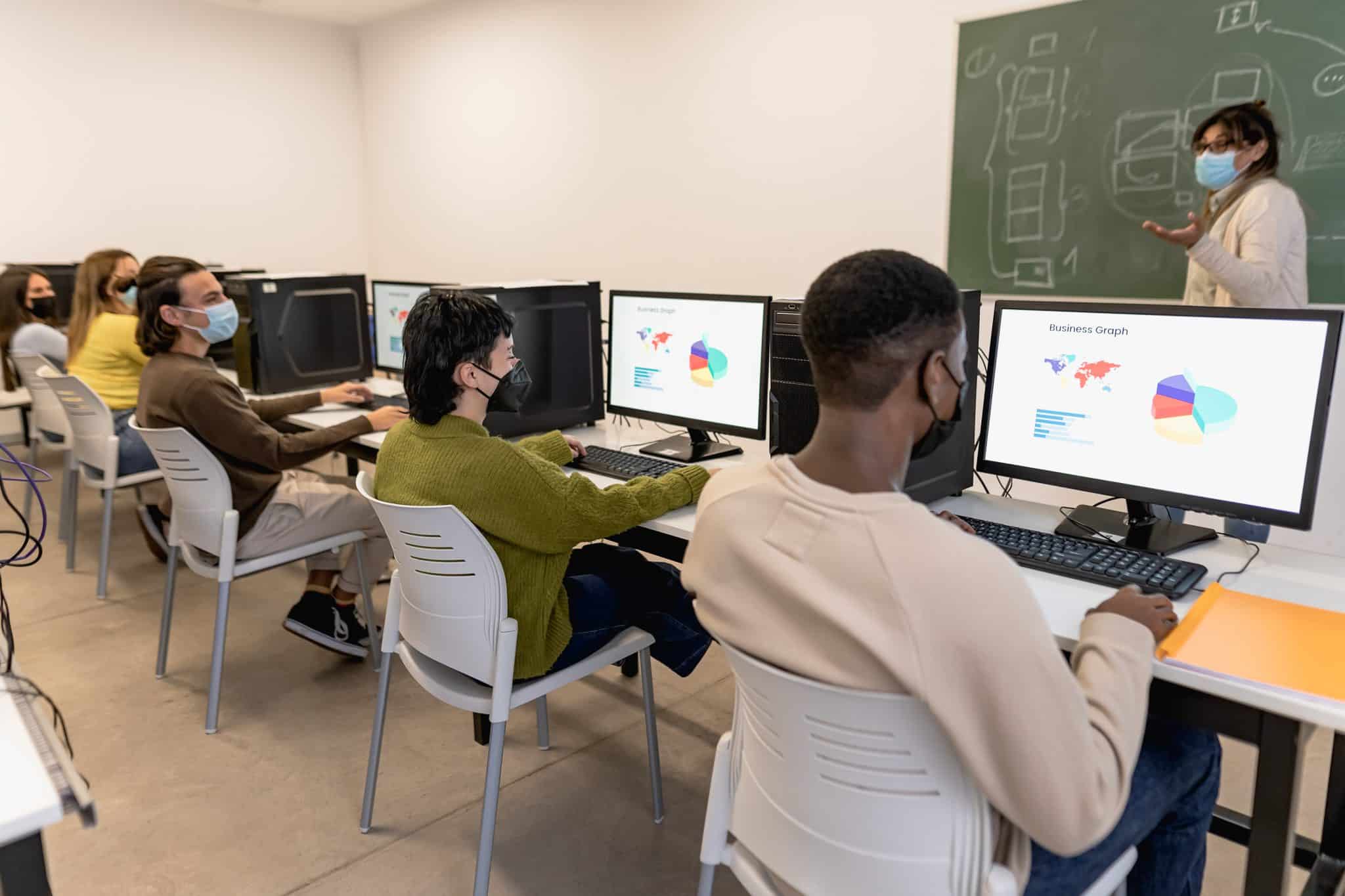 Formation en Initiation à l'Informatique avec SunuCode