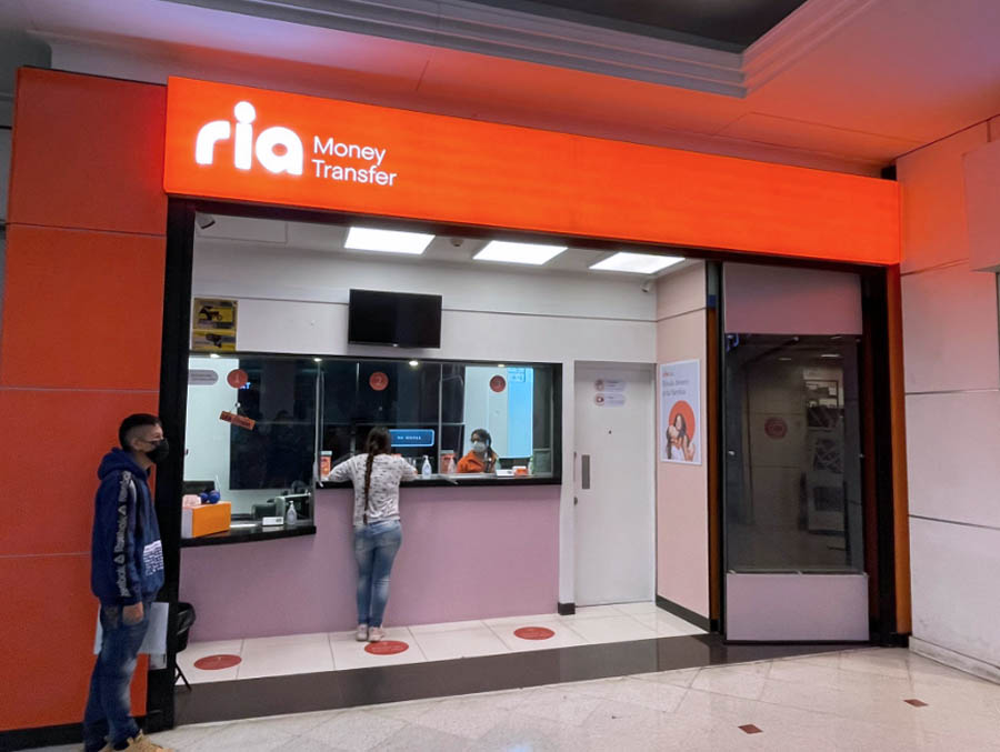 Transfert d’argent Ria recrute 01 Adjoint aux comptes clients