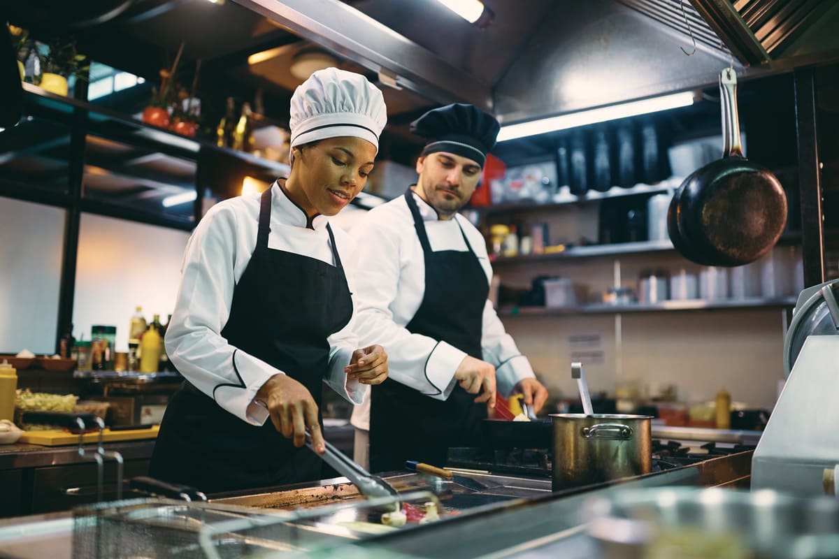 Grillade recrute plusieurs Cuisiniers