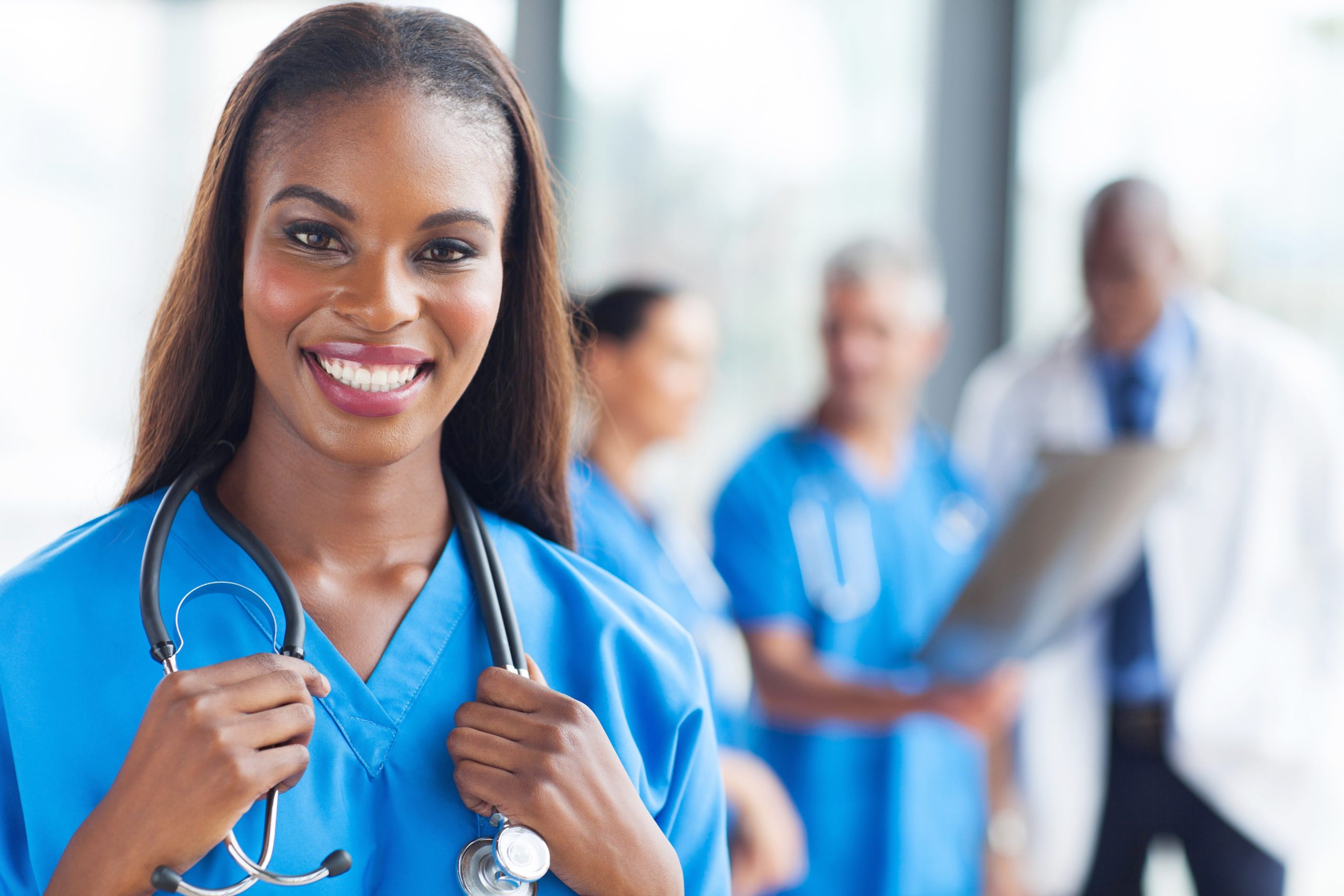 Le Ministère de la Santé recrute 220 sages-femmes d’État