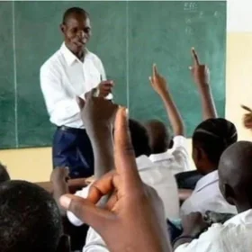 Une école privée recrute des enseignants élémentaire