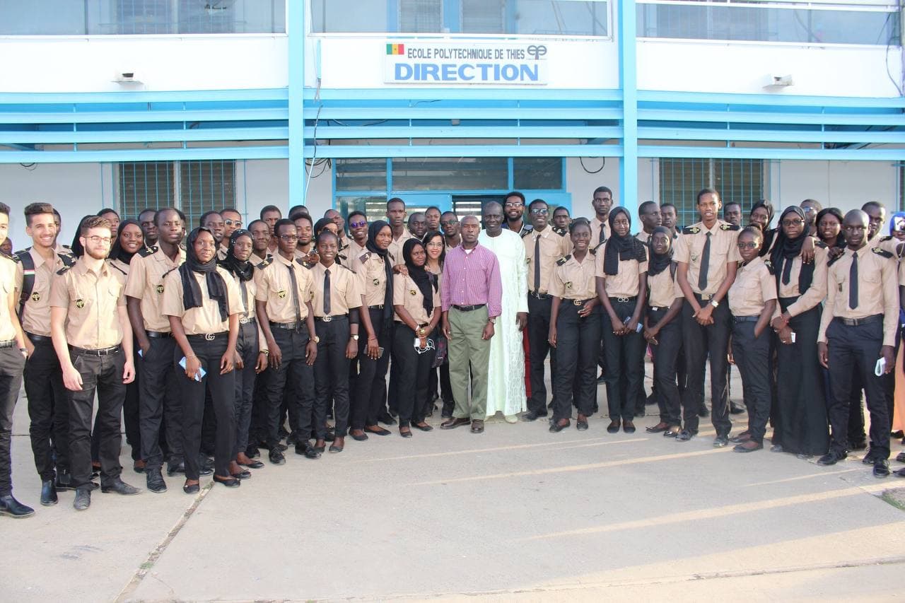 EPT recrute 01 Enseignant-chercheur en Robotique